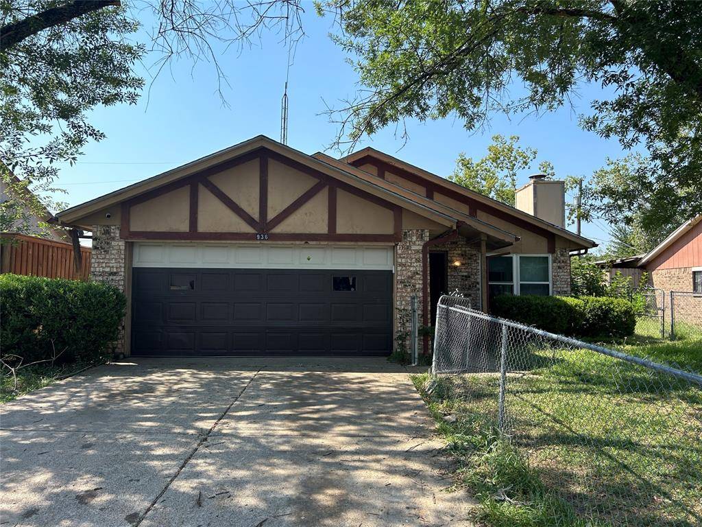 Dallas, TX 75217,936 N Pleasant Woods Drive