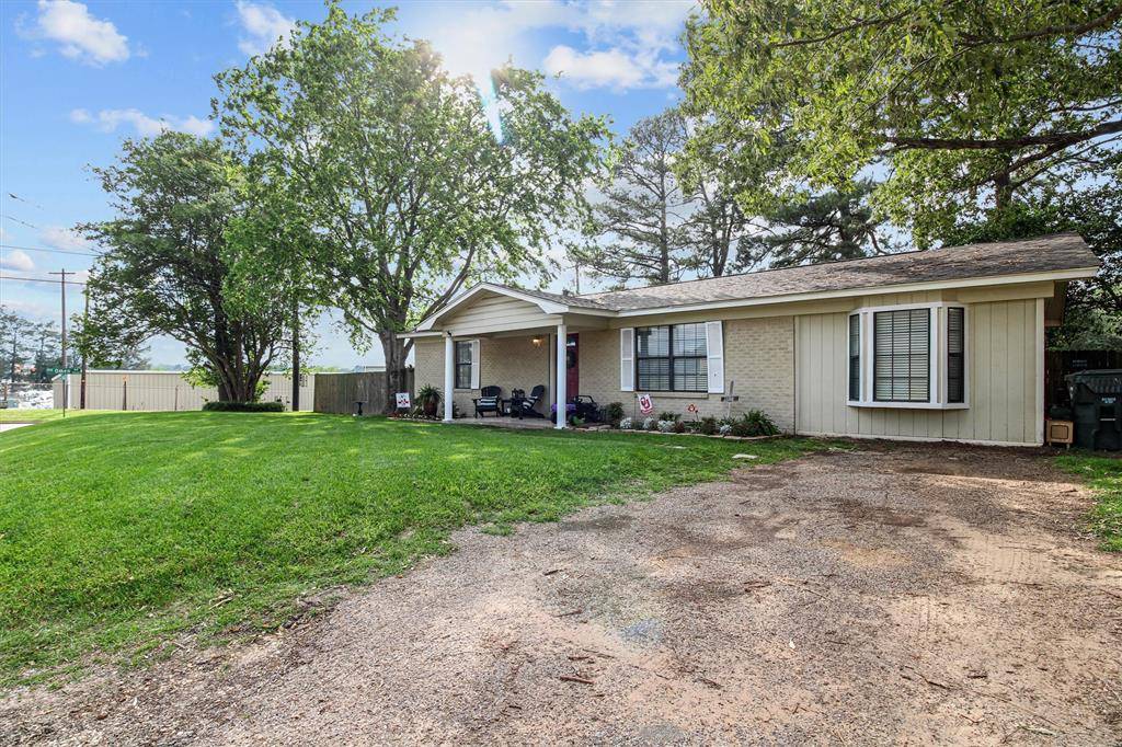 Tyler, TX 75701,2802 Greenwood Lane