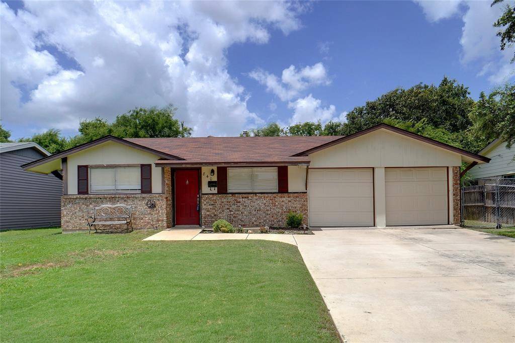 Grapevine, TX 76051,840 Lovers Lane