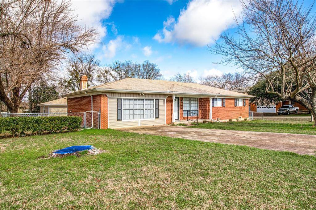 Desoto, TX 75115,205 Cindy Way