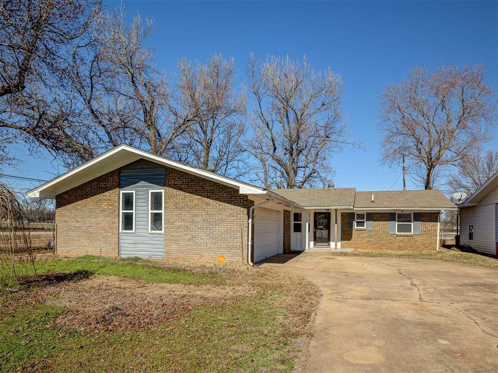 Maysville, OK 73057,102 S Magers Avenue