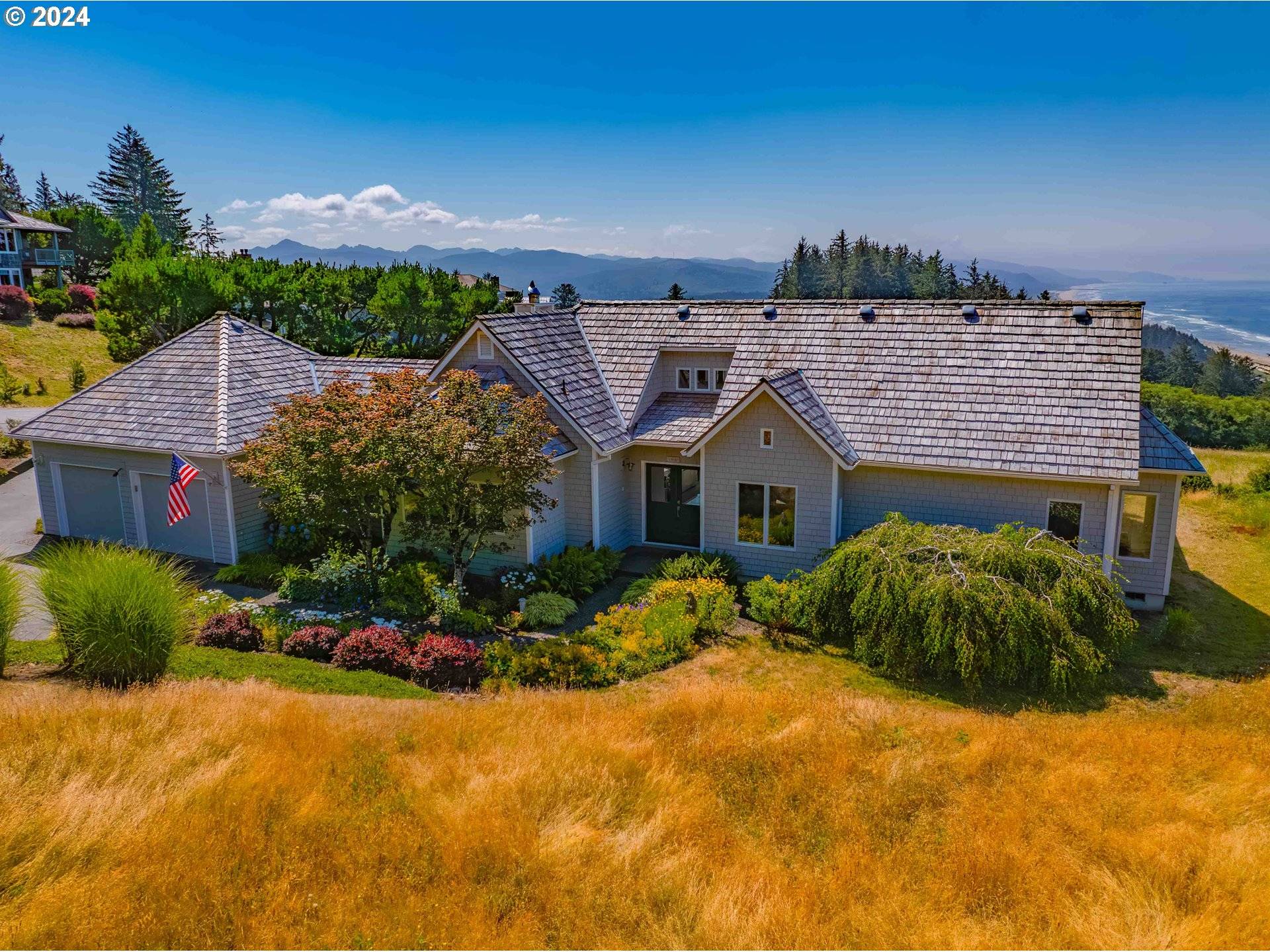 Manzanita, OR 97130,38480 MEADOW LOOP