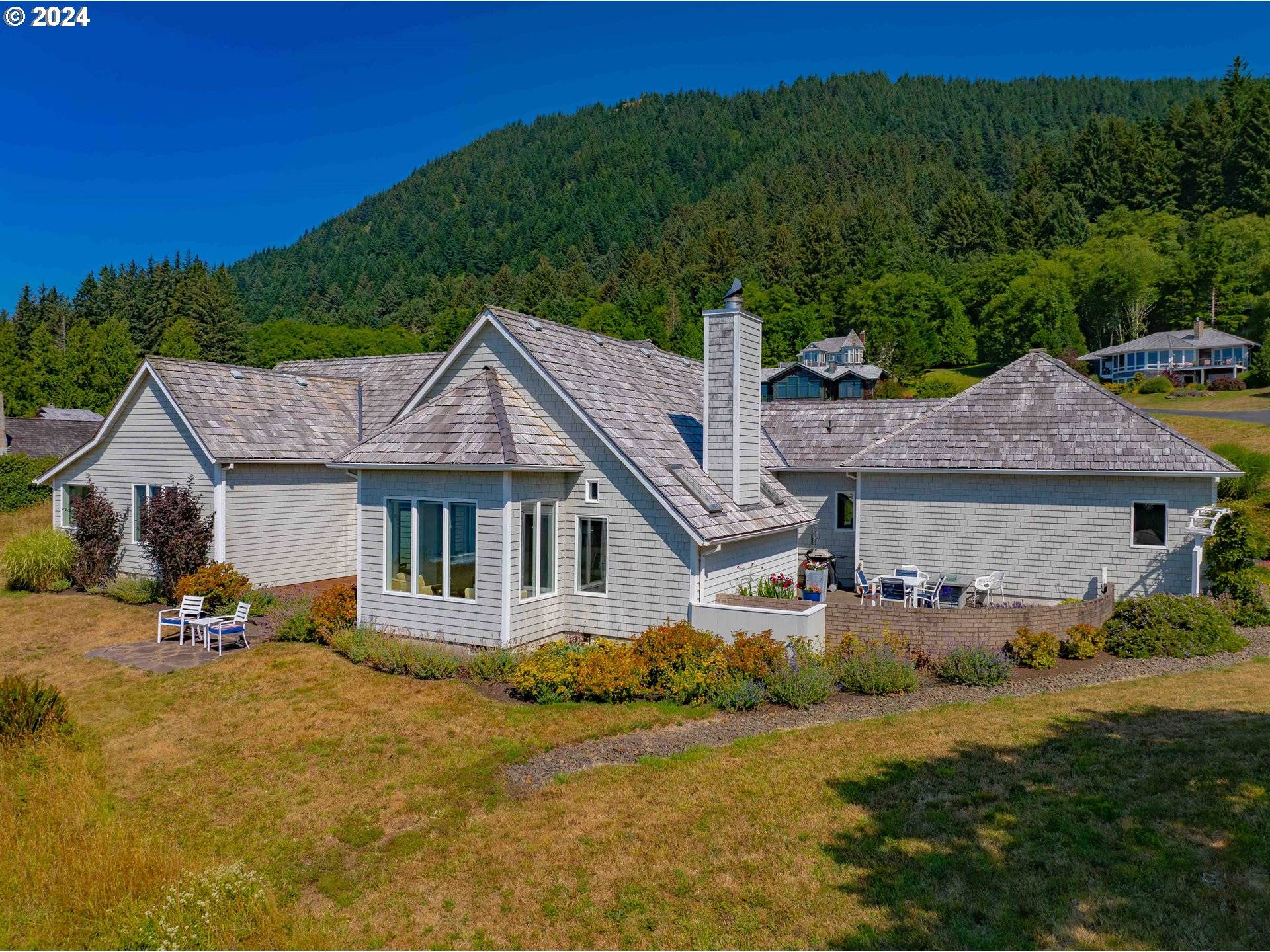 Manzanita, OR 97130,38480 MEADOW LOOP