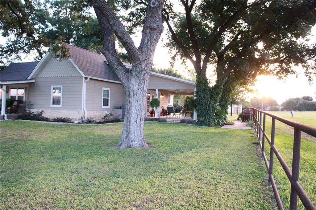 Comanche, TX 76442,209 Sand St