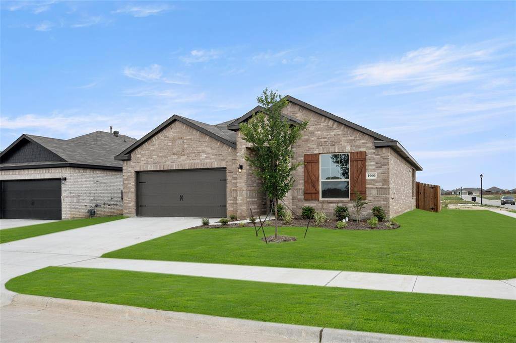 Cleburne, TX 76033,1900 Seminole Drive