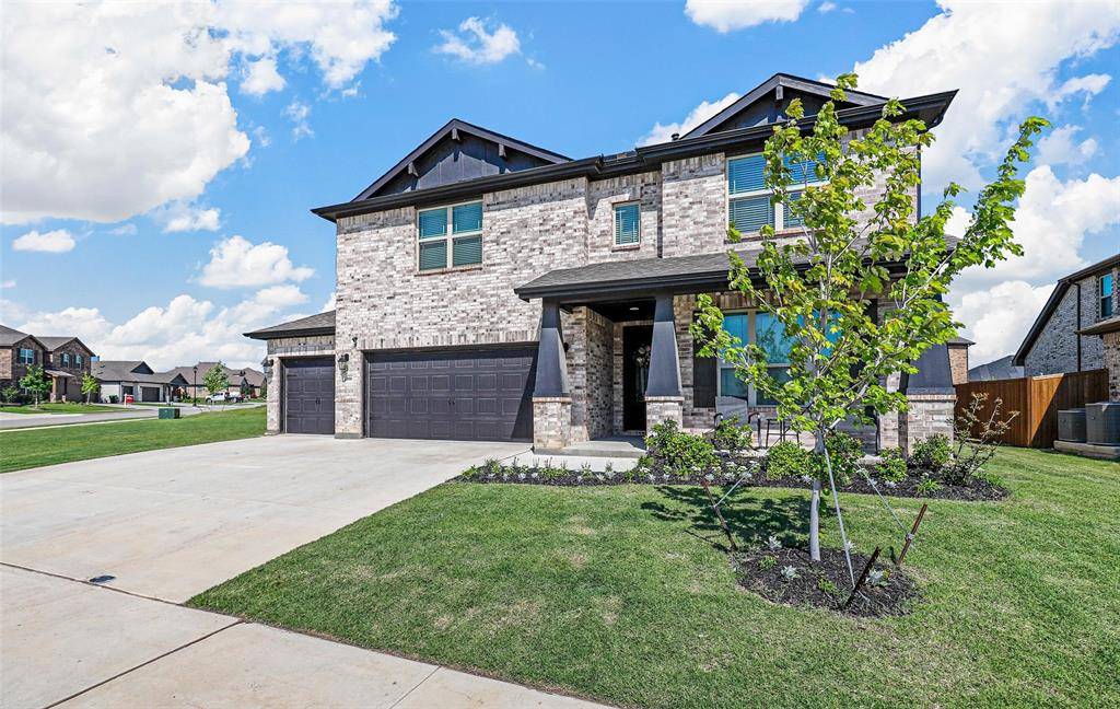 Haslet, TX 76052,2000 Falling Star Drive