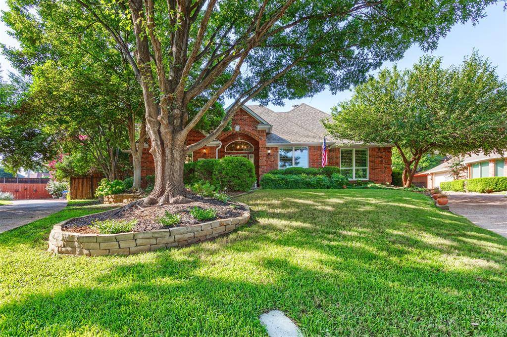 Grapevine, TX 76051,2948 Majestic Oak Drive