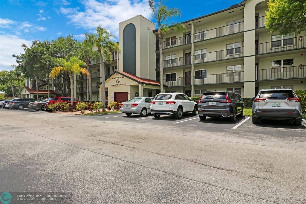 Pembroke Pines, FL 33027,1200 SW 130th Ave  #303