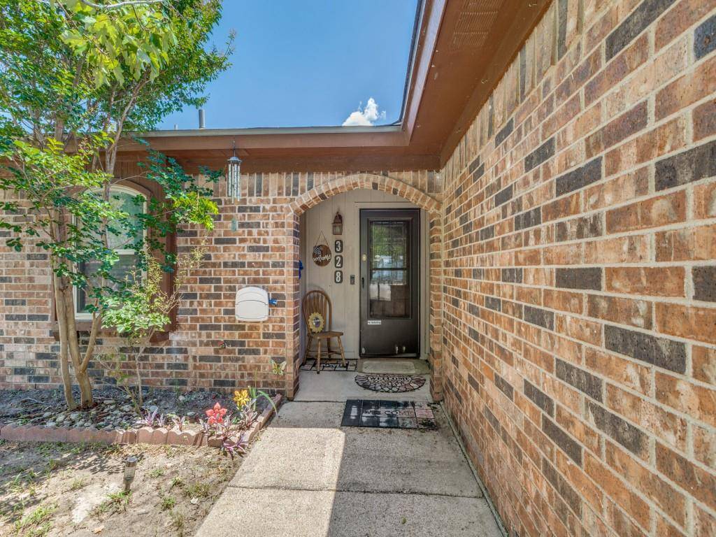 Azle, TX 76020,328 Cedarwood Street