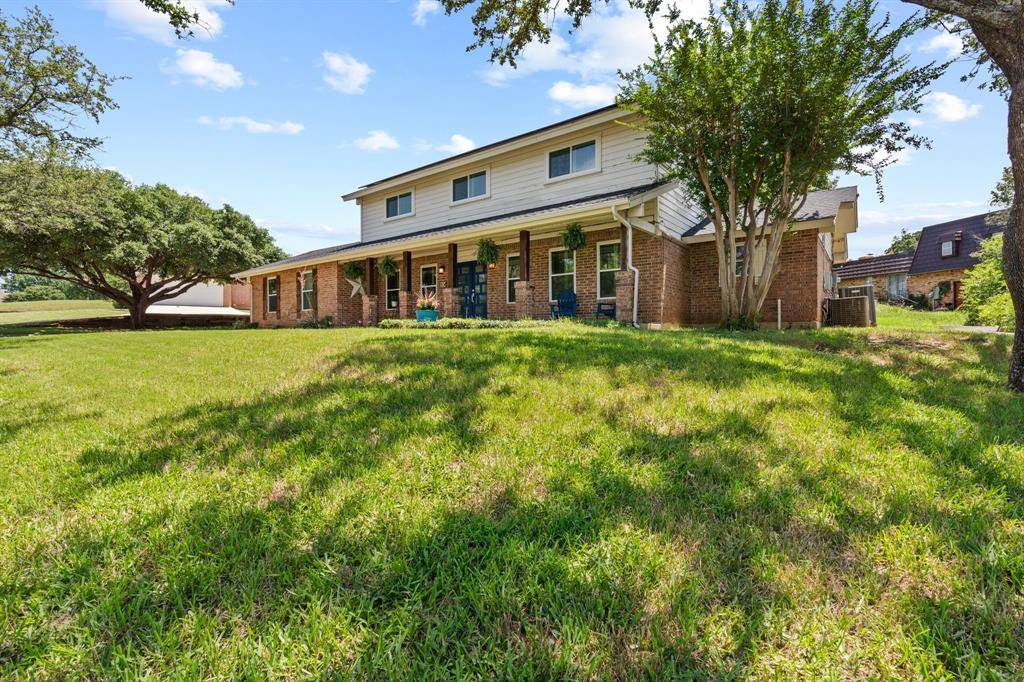 Joshua, TX 76058,804 Country Club Drive