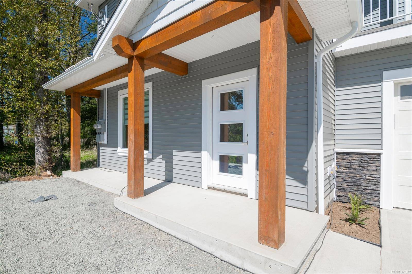 Nanaimo, BC V9T 3R7,2466 Rosstown Rd
