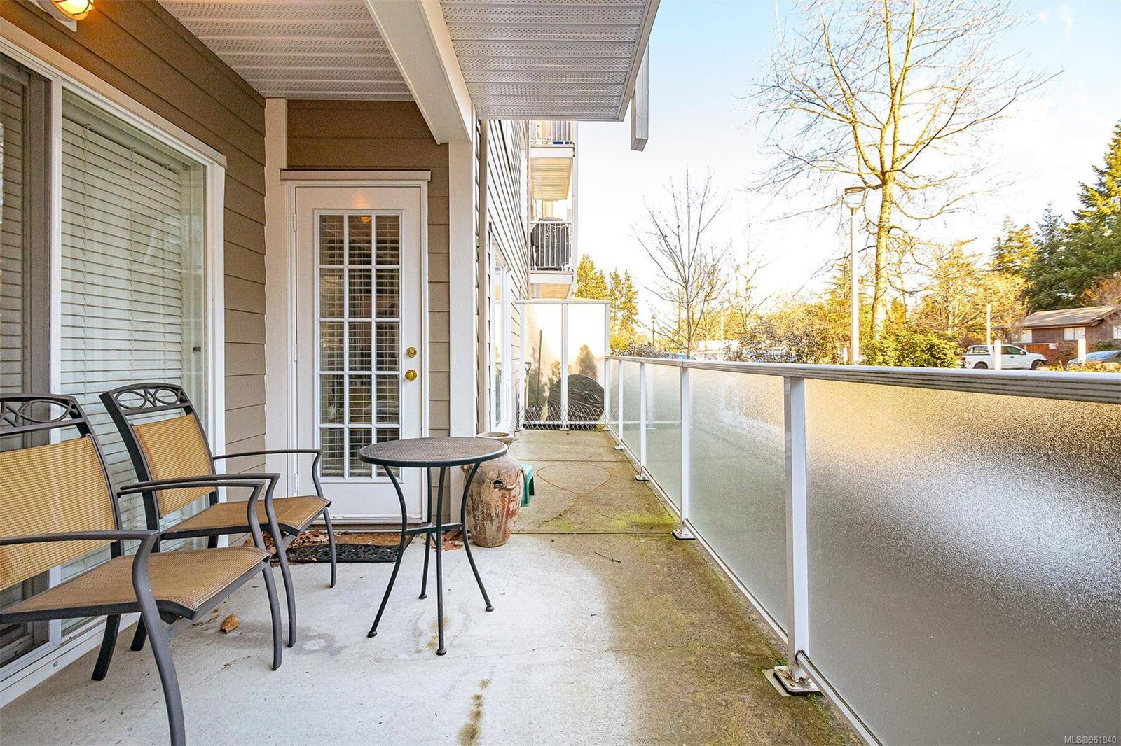 Langford, BC V9B 3Y1,2823 Jacklin Rd #105