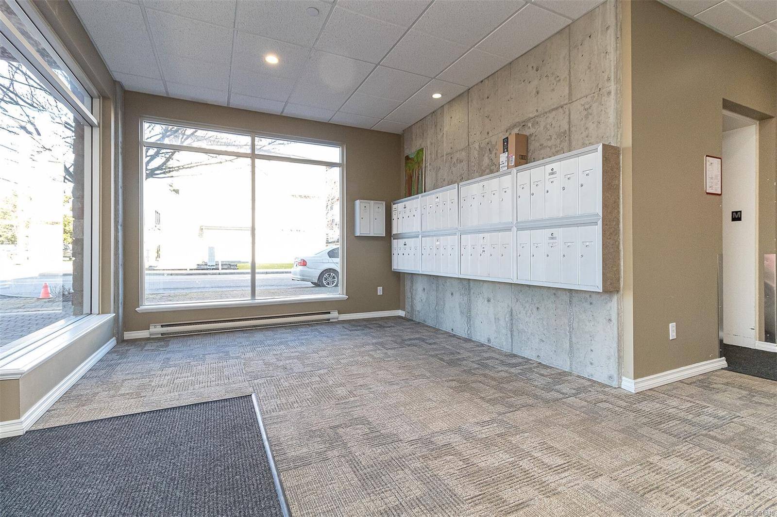 Langford, BC V9B 3Y1,2823 Jacklin Rd #105