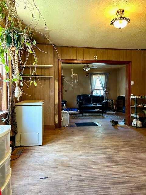 Innisfail, AB T4G 1M9,4927 47 ST