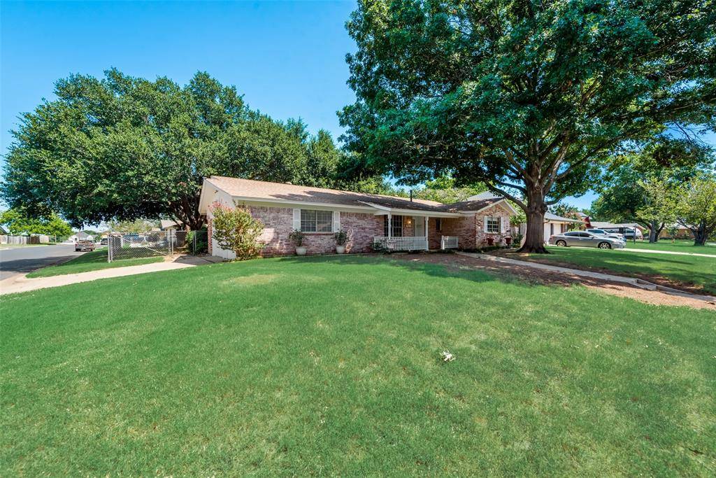 Crowley, TX 76036,701 Meadowlark Circle