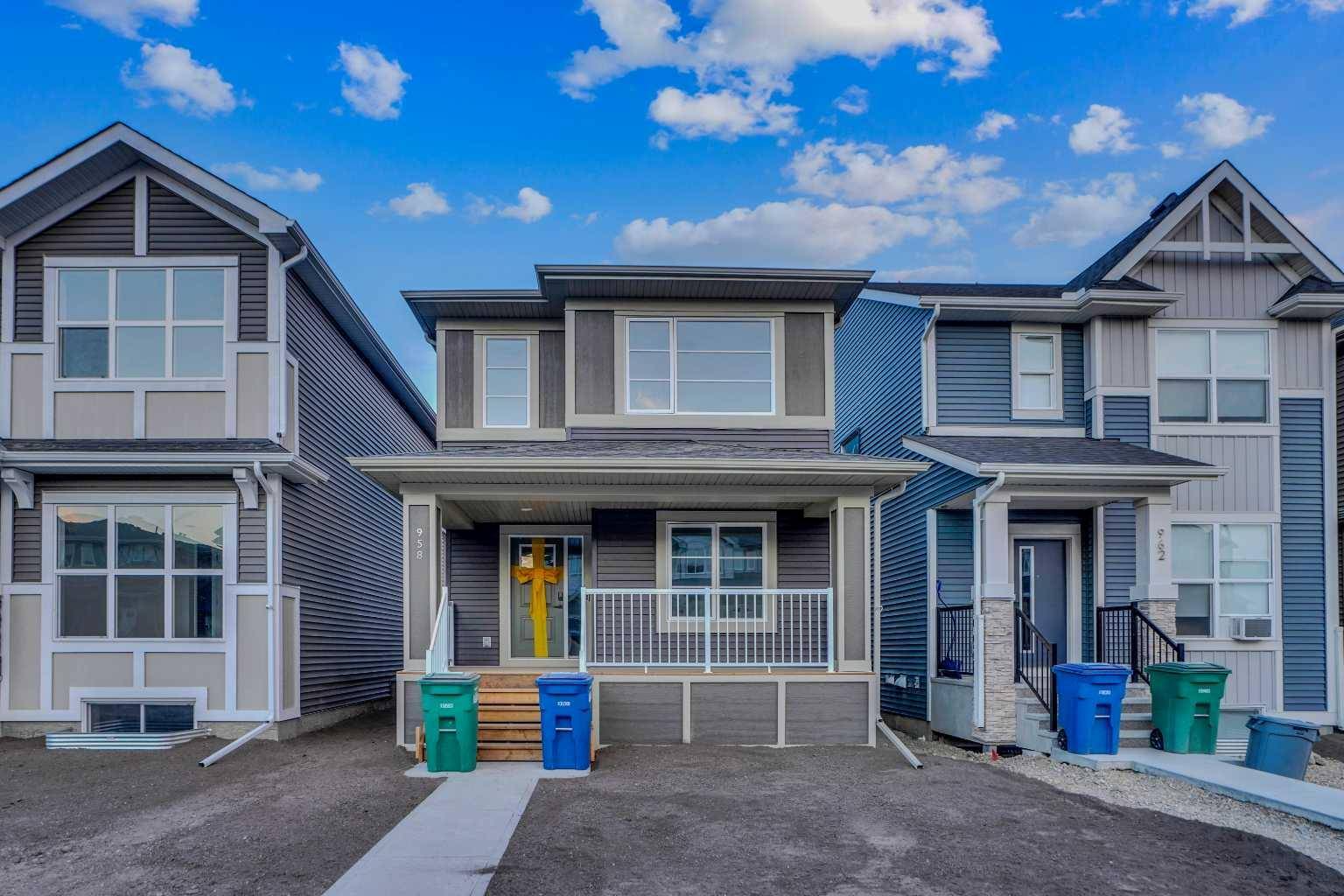 Airdrie, AB T4B 5M1,958 Cobblemore Common SW