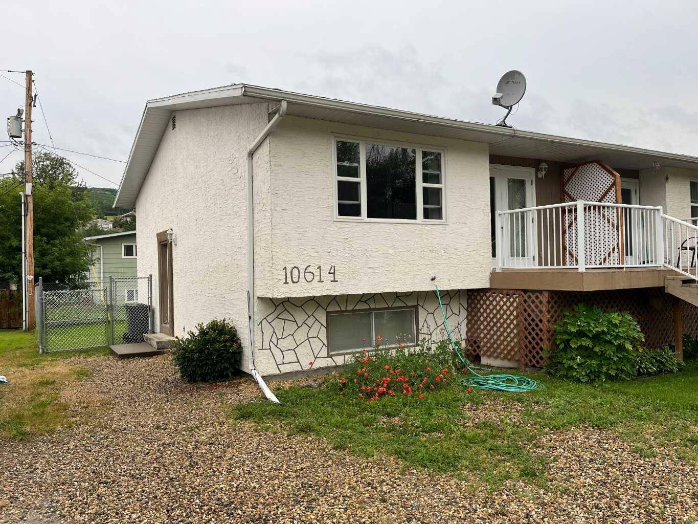 Peace River, AB T8S 1R1,10614 93 ST