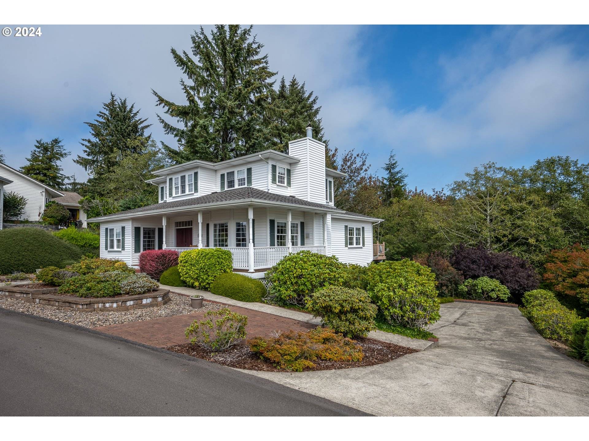 Florence, OR 97439,3636 OCEAN VIEW DR