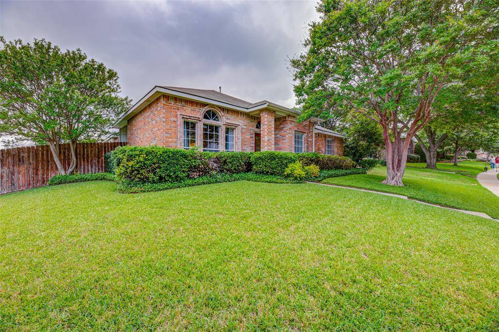 Plano, TX 75025,1817 Crescent Creek Lane