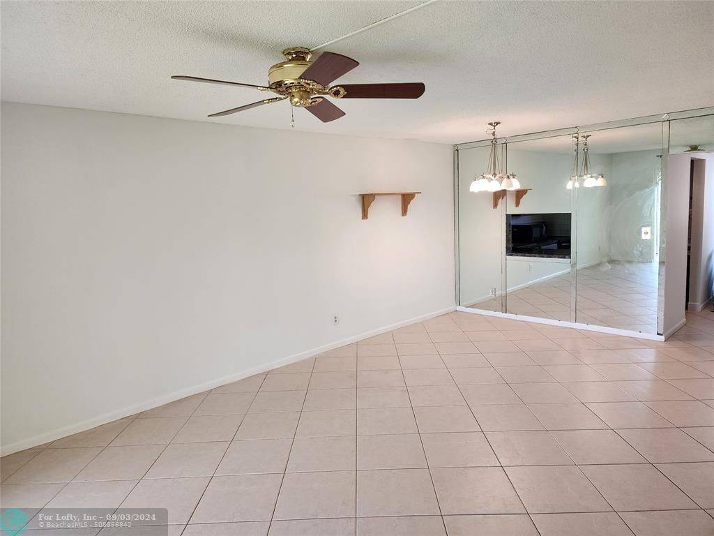 Margate, FL 33063,7817 Golf Circle Dr  #102