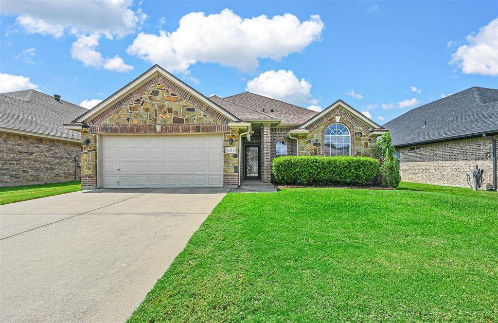 Fort Worth, TX 76053,8316 Fall Crest Drive