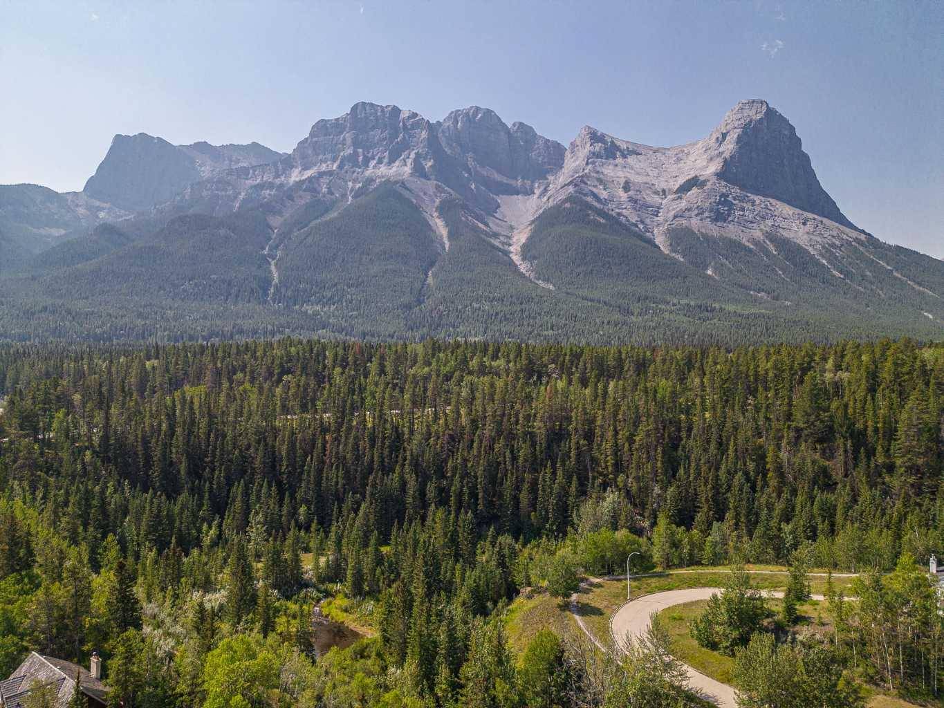 Canmore, AB T1W2M3,107 three sisters DR