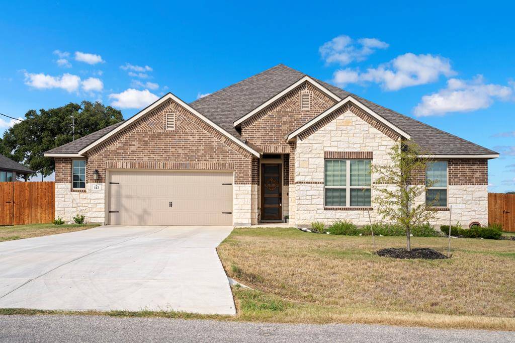 Floresville, TX 78114,143 -- Arched Oak LOOP