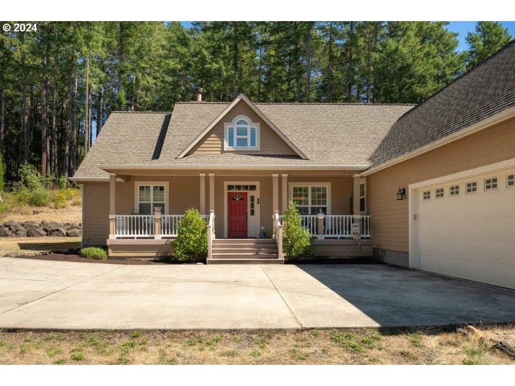 Roseburg, OR 97471,1426 CLEVELAND LOOP DR