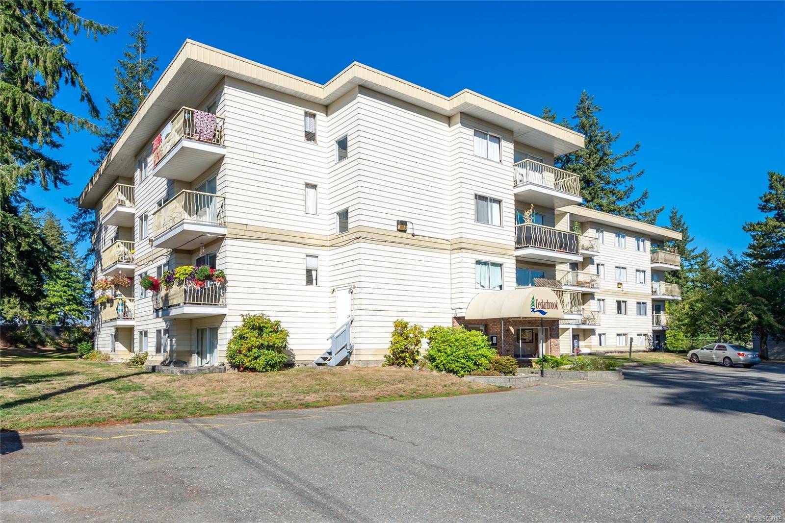 Campbell River, BC V9W 2S3,322 Birch St #205