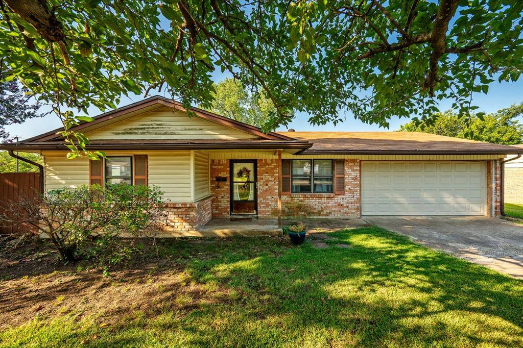 Denison, TX 75020,168 Bob White Street