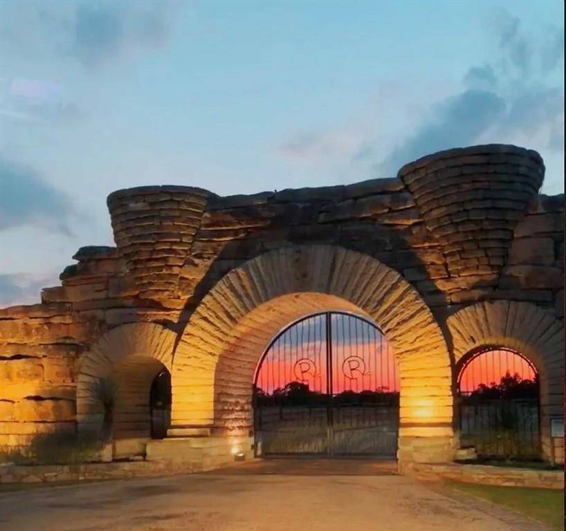 Possum Kingdom Lake, TX 76449,1100 Governors Cove