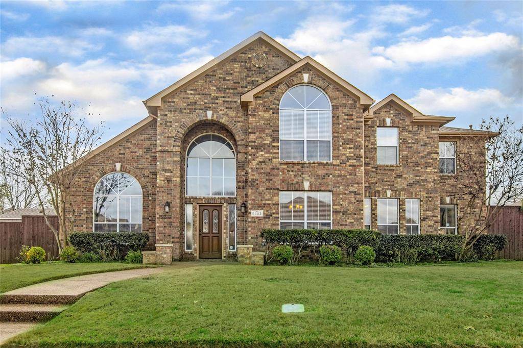 Rowlett, TX 75088,8902 Watersway Drive