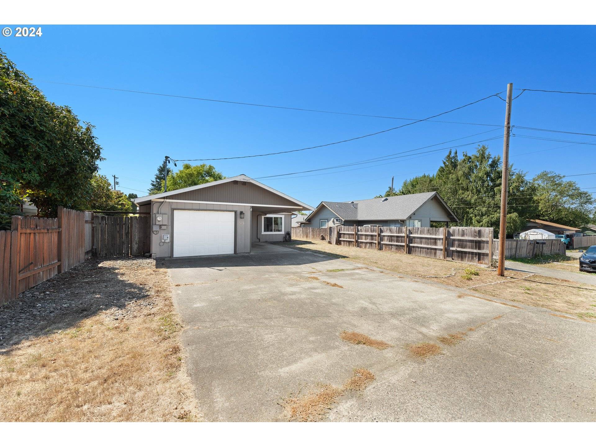 Coquille, OR 97423,525 E 11TH PL