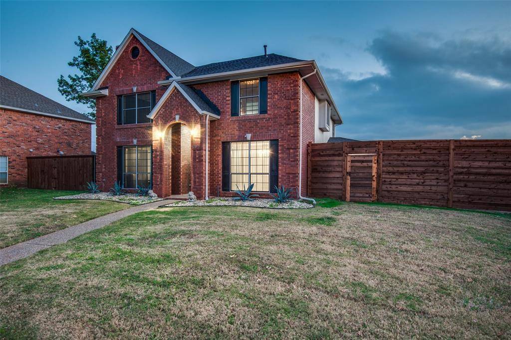 Carrollton, TX 75010,1302 Willow Wood Drive