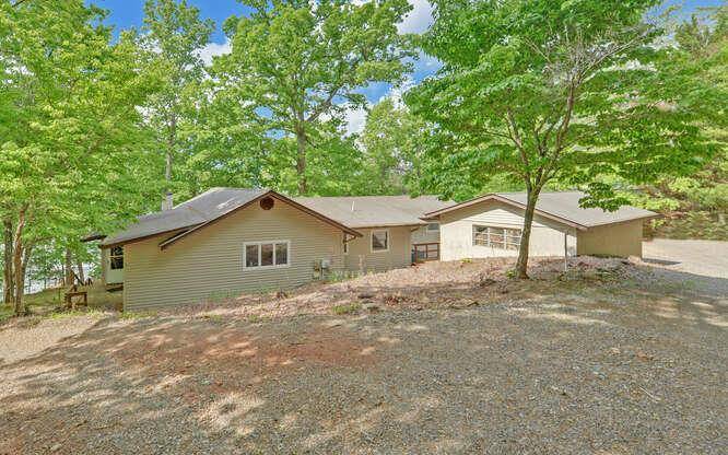 Hiawassee, GA 30546,2365 Cedar Cliff Road