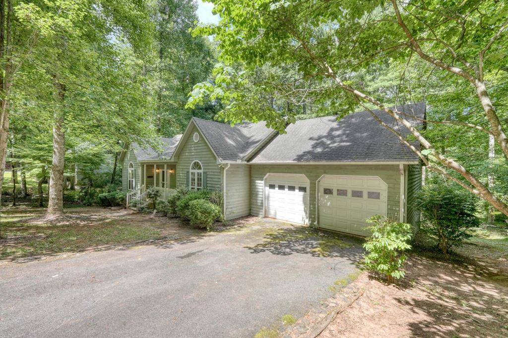 Hiawassee, GA 30546,2067 Fern Lane