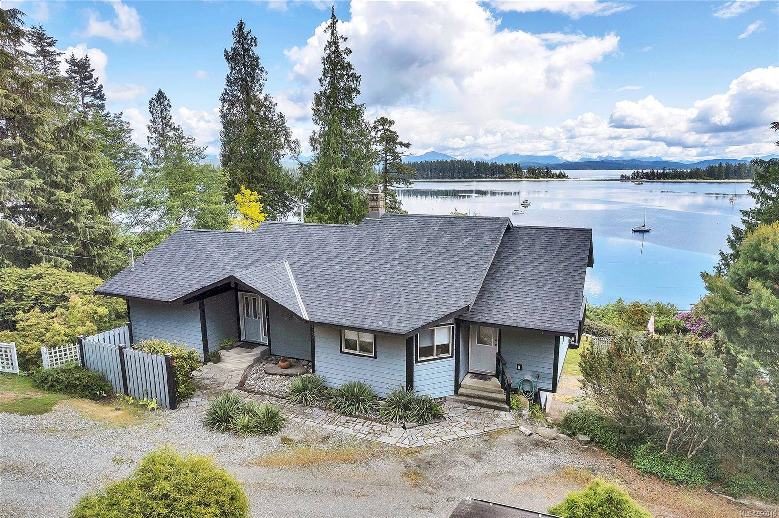 Quadra Island, BC V0P 1H0,1450 Schooner Rd