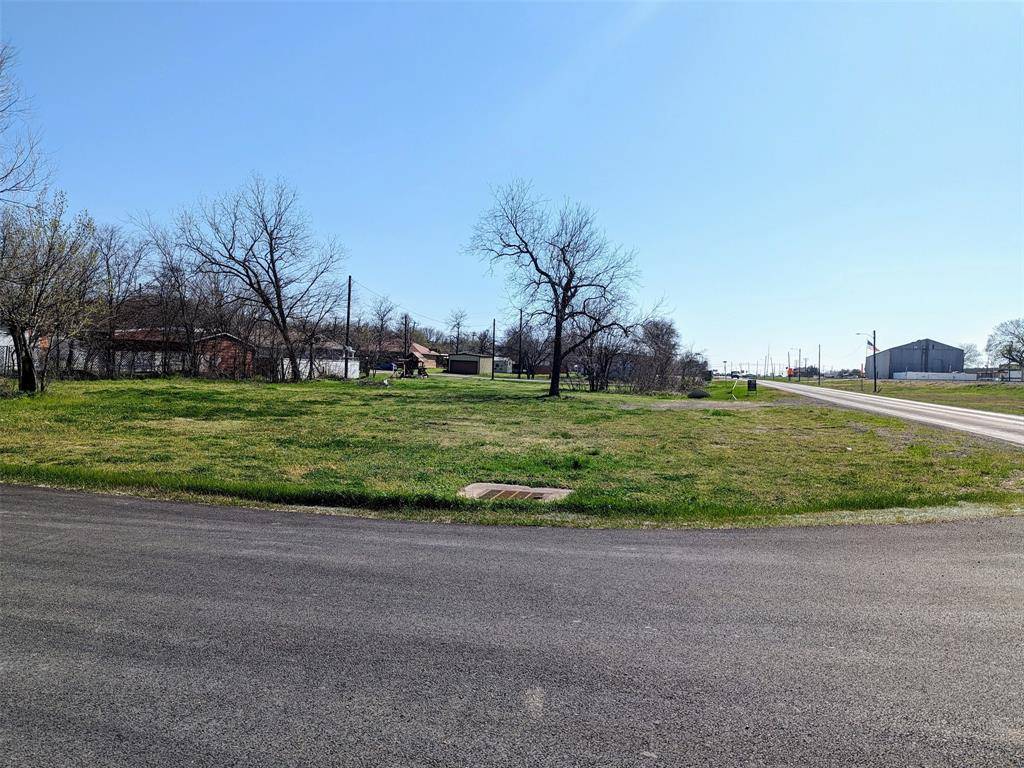 Ferris, TX 75125,400 N Central Avenue