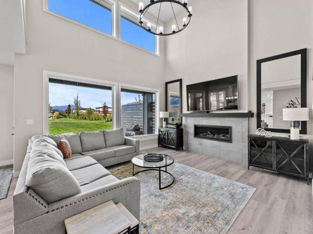 Kamloops, BC V1S 0G2,357 RUE CHEVAL NOIR