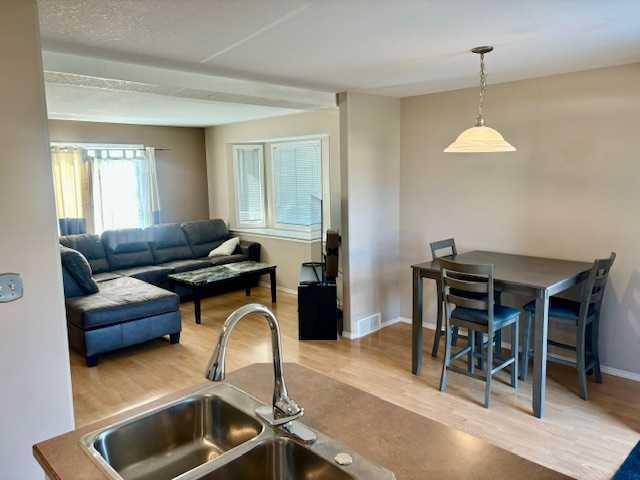 Grande Prairie, AB T8V 8H2,10150 121 AVE #102