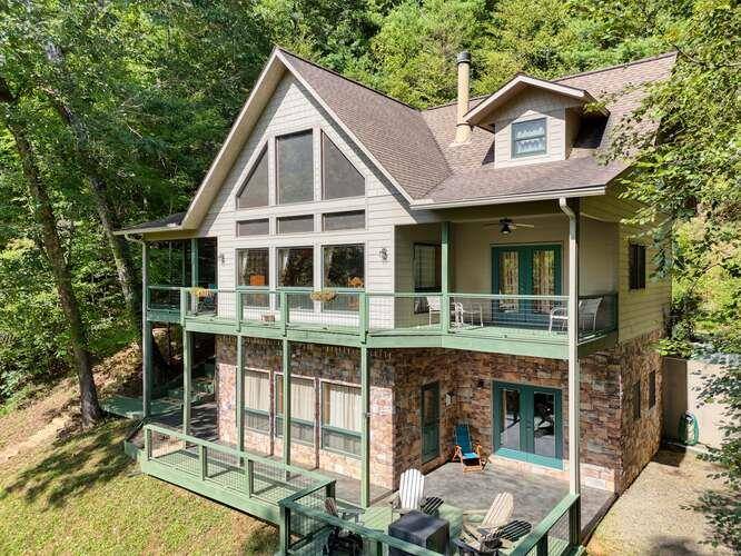 Hayesville, NC 28904,296 Caddis Trail