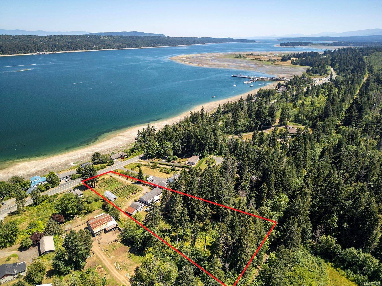 Fanny Bay, BC V0R 1W0,6693 Island Hwy S