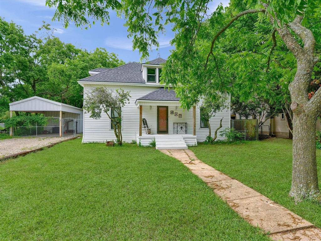 Leonard, TX 75452,105 E Mulberry Street