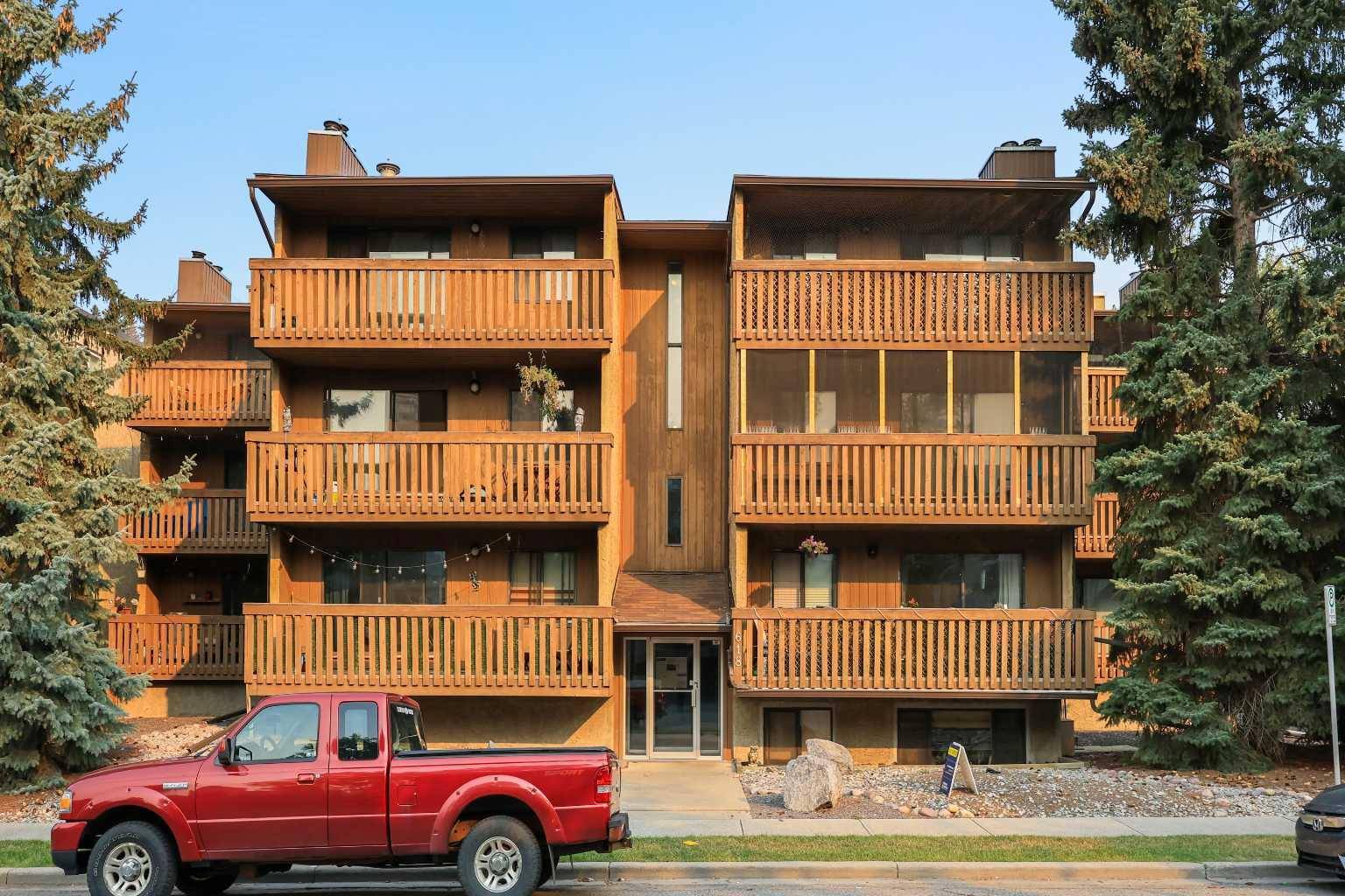 Calgary, AB T2N 0E1,618 2 AVE NW #203