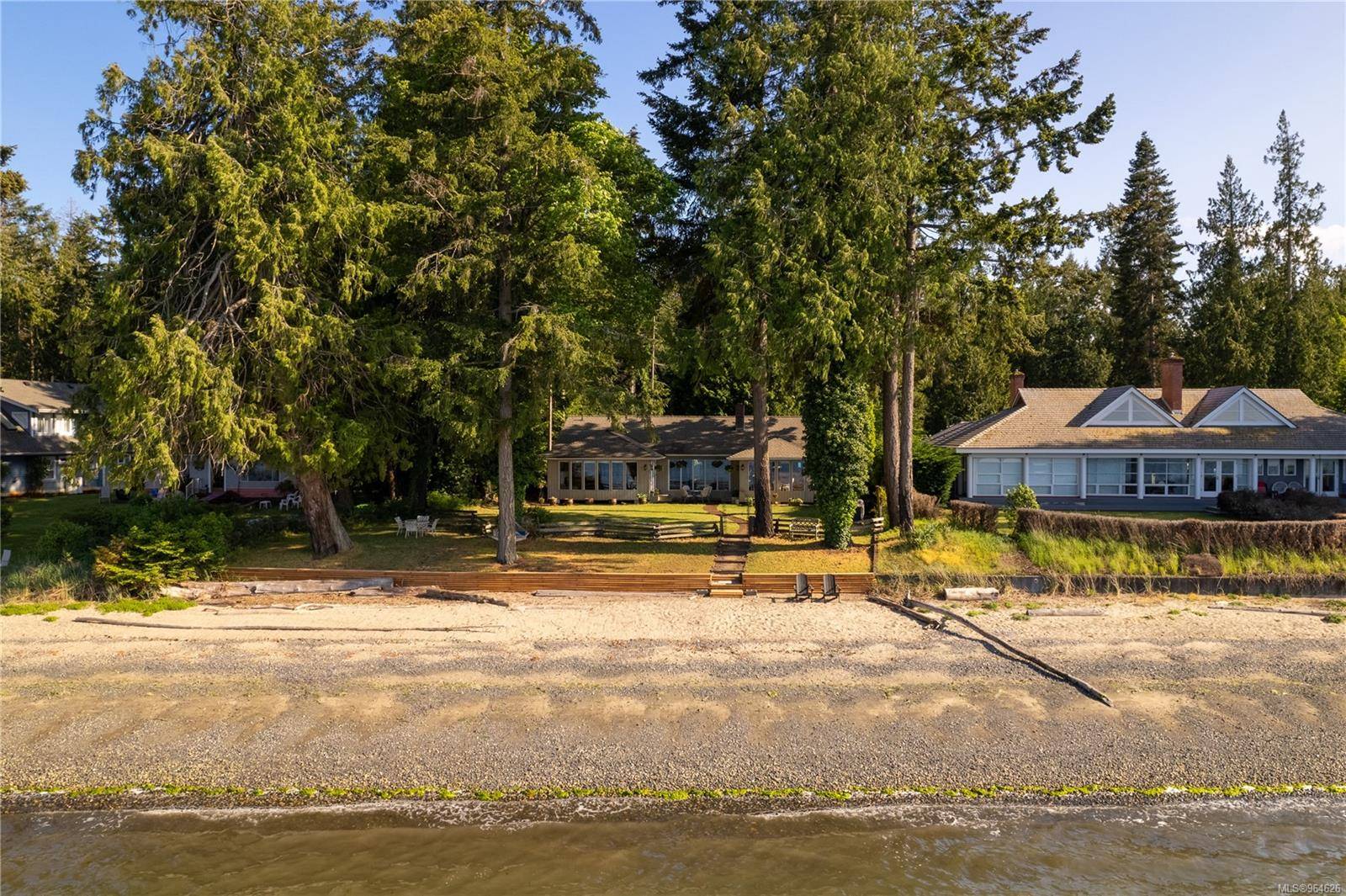 Nanoose Bay, BC V9P 9C3,1543 Gracyn Dr