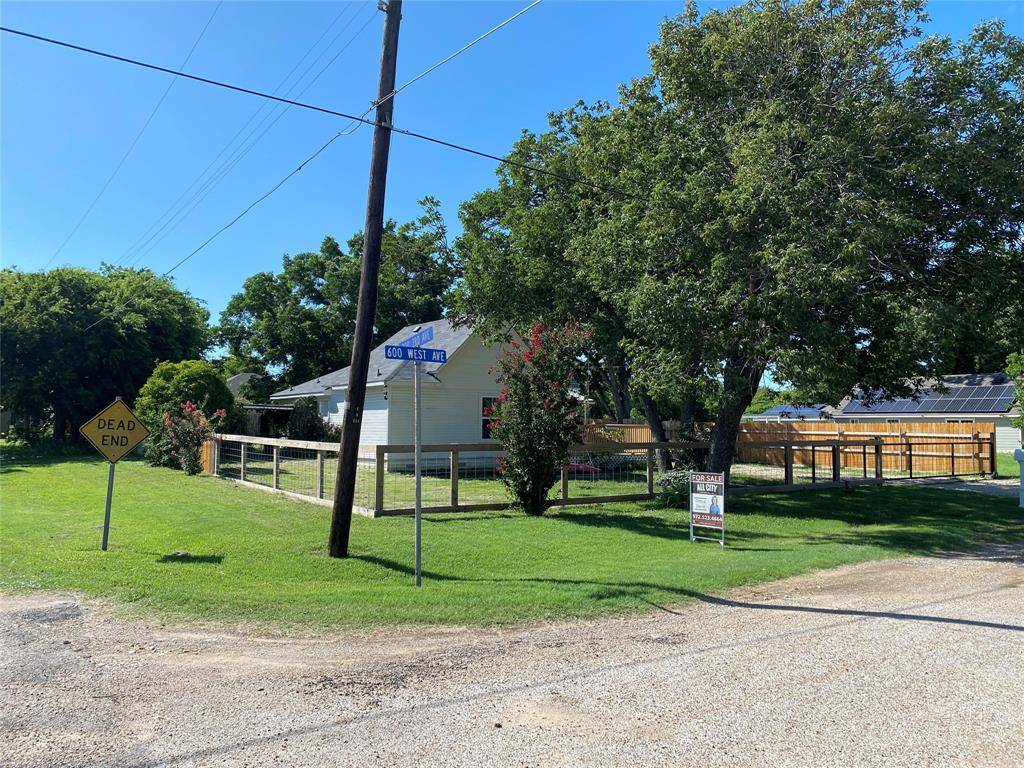 Milford, TX 76670,640 West Avenue