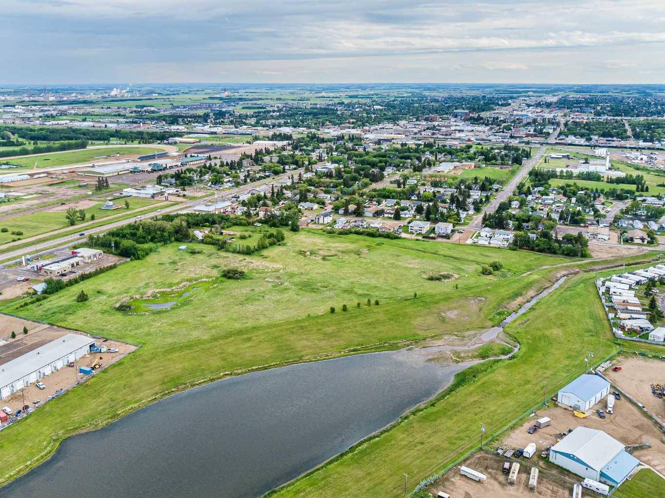 Lloydminster, AB T9V 0X6,60 51 AVE