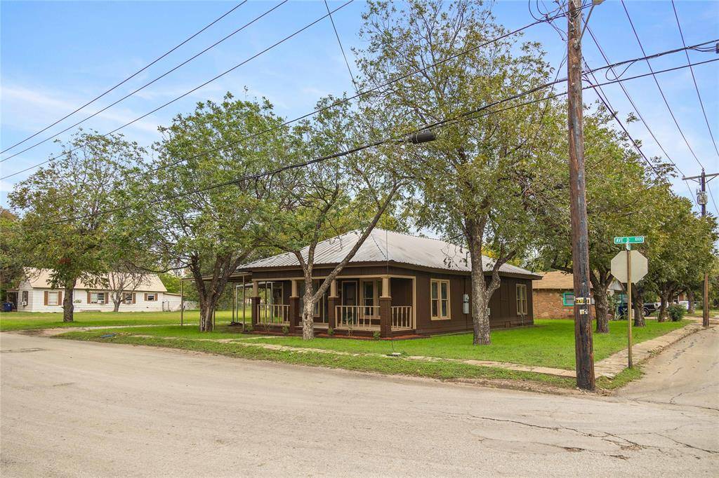 Brownwood, TX 76801,1012 1012 Avenue D