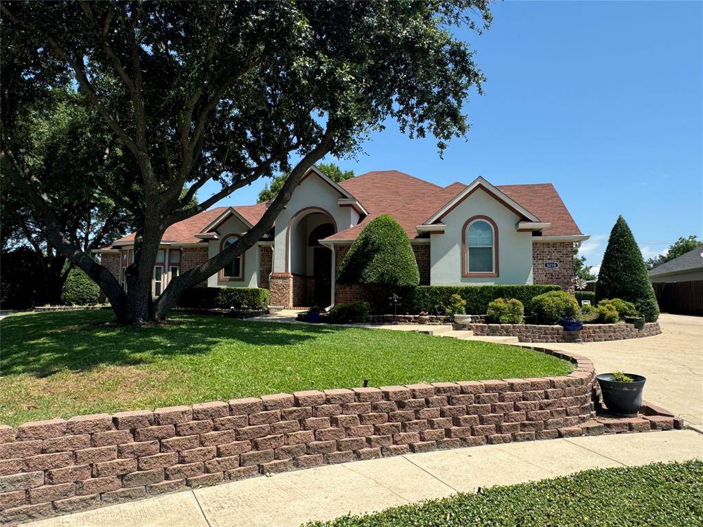 Rowlett, TX 75088,8210 Bridgewater Drive