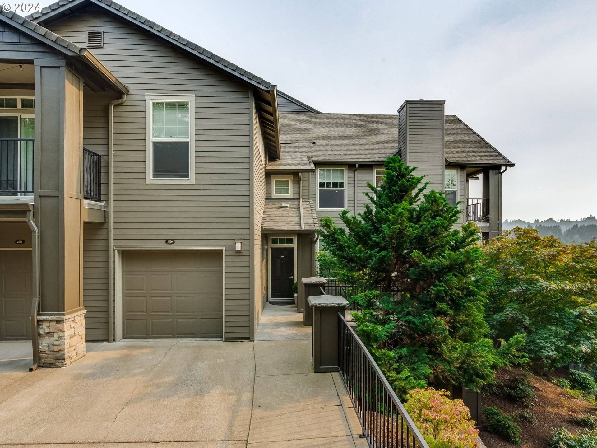 West Linn, OR 97068,2109 SNOWBERRY RIDGE CT